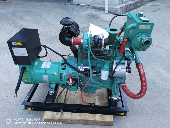 Générateur marin 20kW avec envoi de moteur Cummins au client d'outre-mer
